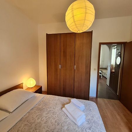 Apartments Dami - 100M From The Sea Orebic Bagian luar foto