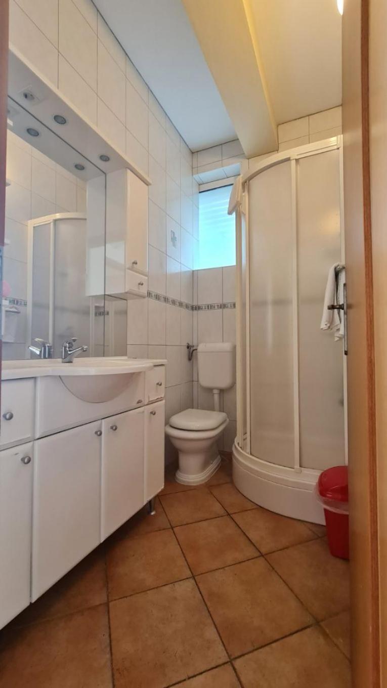 Apartments Dami - 100M From The Sea Orebic Bagian luar foto